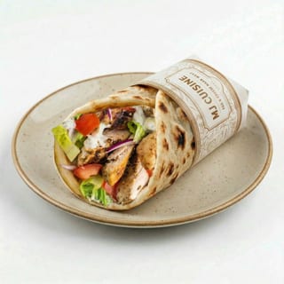 Tandoori Chicken Naan Wrap (🟢)